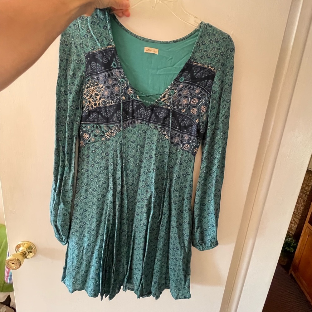 Holister turquoise flower dress